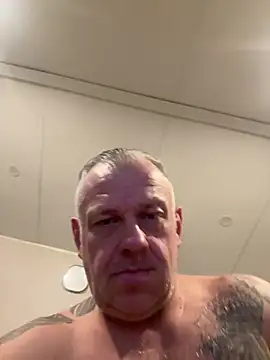 JakubW79 live cam preview