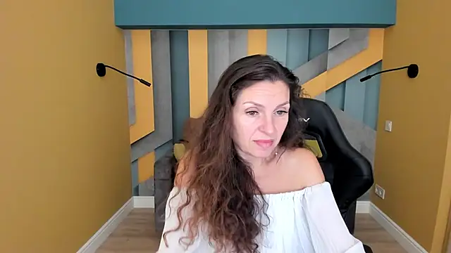 EllaLong live sex cam