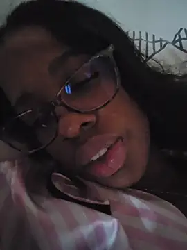 Im_Camila__ live cam on StripChat