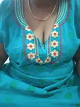 Kalaitamil01 live cam on StripChat