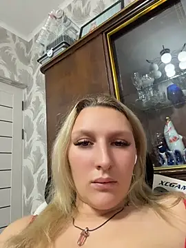 Kleo_Key live cam on StripChat