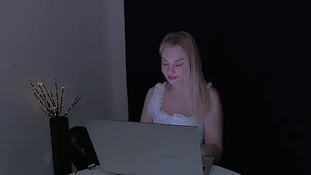 Lia_noo_regrets live cam preview