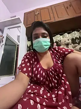 Yourhornynightmare live cam preview