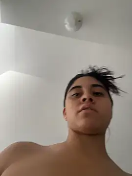 mia_moonna