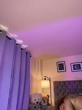 OxanaFedorova1- live cam on StripChat