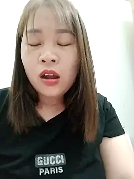 -Nani_ live cam on StripChat