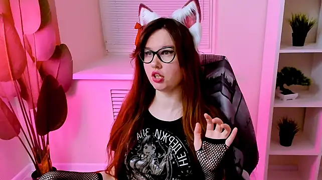 CarolGiggly live cam preview