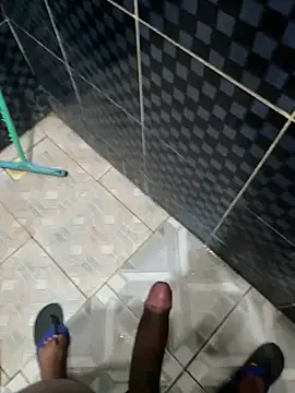 Eduardonxndndndm live cam preview