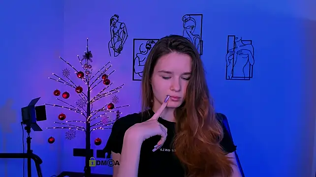 angie_foxy1