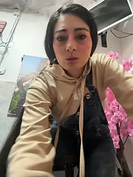 IsabellaMariet live sex cam
