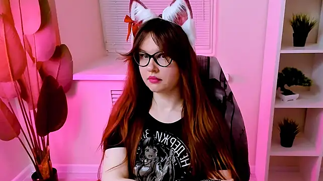 CarolGiggly live cam preview