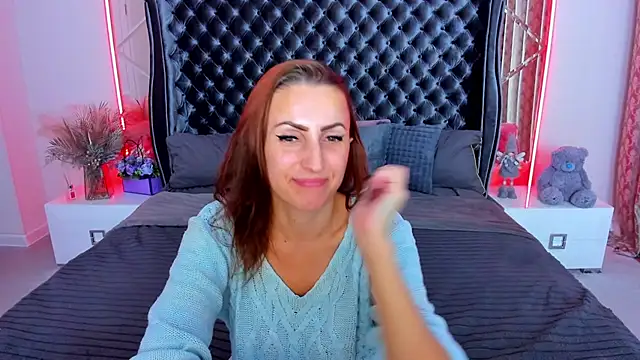 Rebecca_Diamond