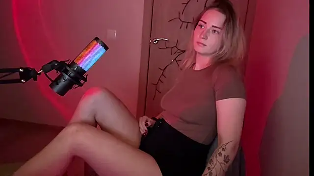 Zephyral live cam on StripChat