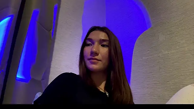 ManyMaron live cam preview