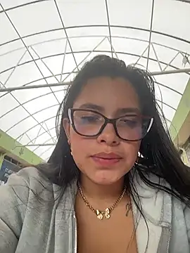 Miss_Bella_Flame