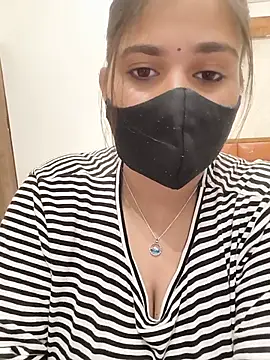 Busty_priya69