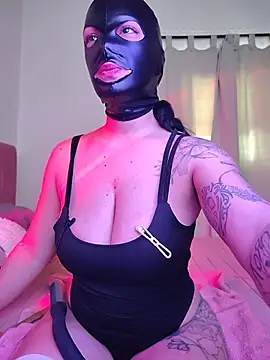 SilentDoll