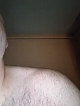 StrictBobby live cam preview