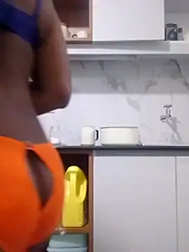SUGAR_PLUM8 live cam preview