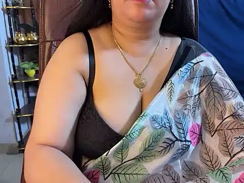 Curvy_Vincy4