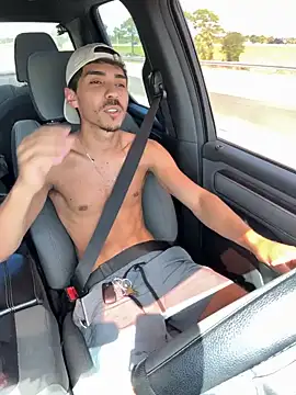 WavyAlloy30 on Stripchat