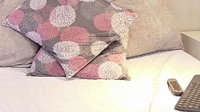 Samanta_Rave live cam preview