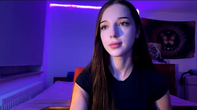 AntoninaErtle live cam preview