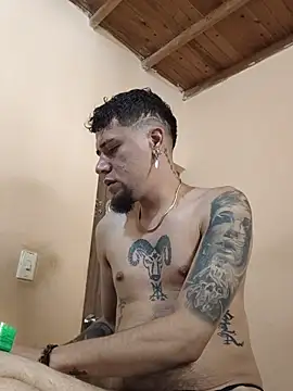HallowedMilan webcam