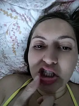 Fetichista23 live cam preview