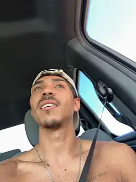WavyAlloy30 live cam preview