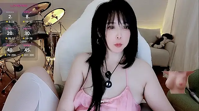 Evangelin-e live sex cam