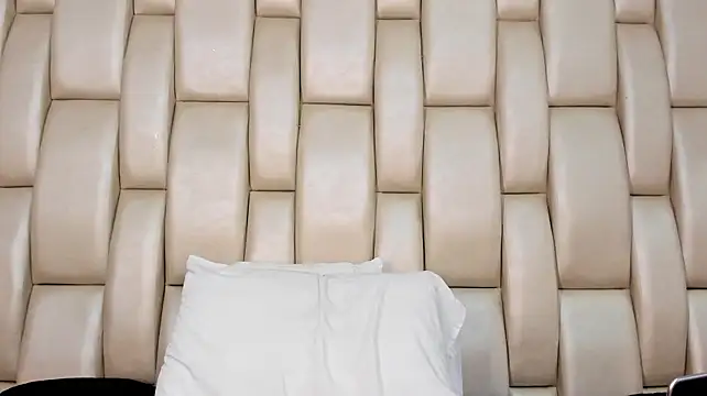 daiana_curly webcam