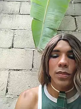 Julian_Akerman live sex cam