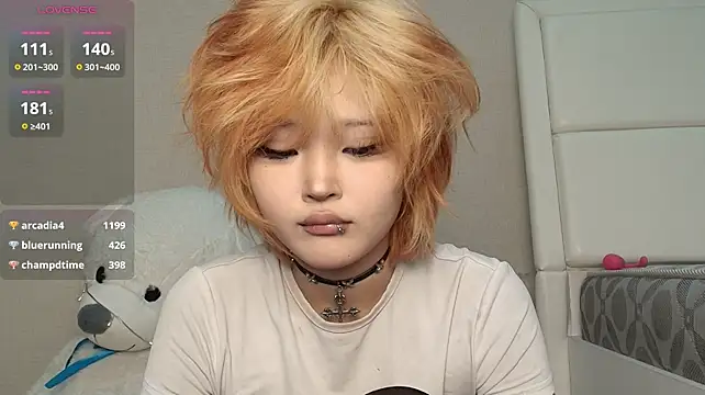 HiLotte live cam on StripChat