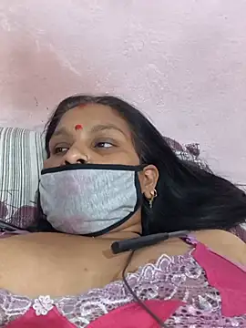 Love-pari77 webcam