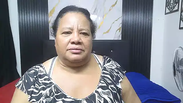 Shanttal0272 live cam preview