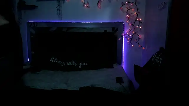 Rubyy-24 live cam preview