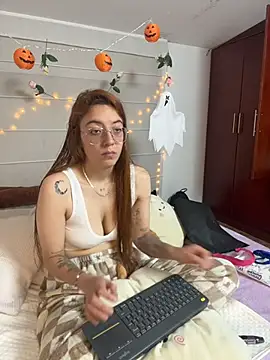 Soy_mangx live cam on StripChat