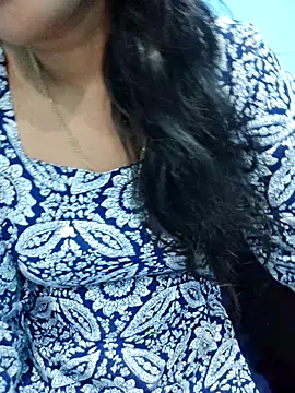 Your_Ladoo live cam preview