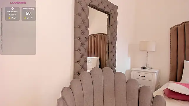 katteleya__ live cam preview
