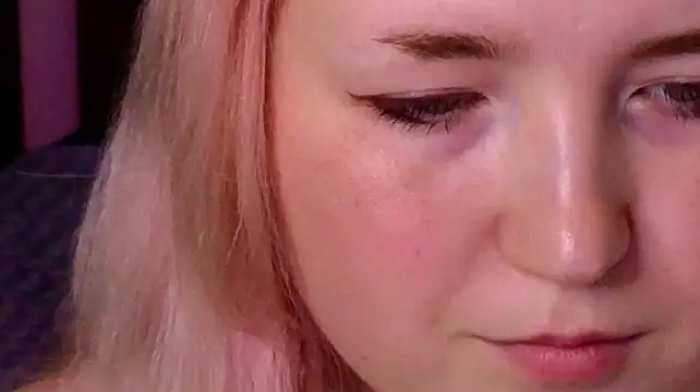 PlushyDevil webcam
