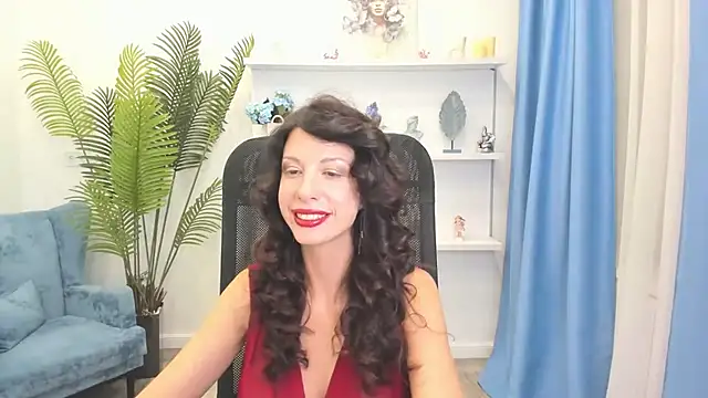 PeachMirage live cam preview