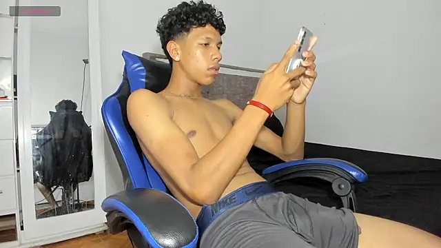 Ggoldenboyx1