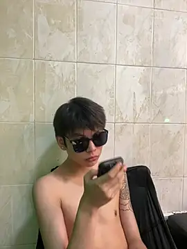 DDD_17 live cam preview