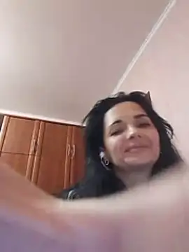 LeylaStaarX live cam preview