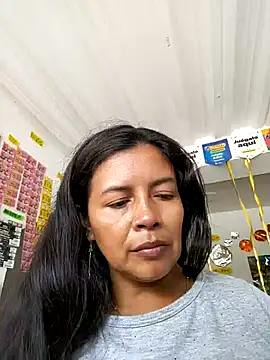 DianaOchoa_ live cam on StripChat