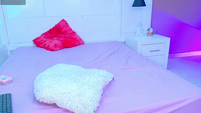 Amberr_Foxx_ live cam on StripChat