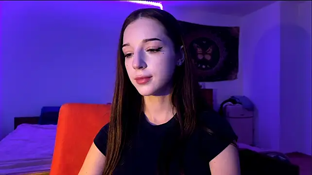 AntoninaErtle live cam on StripChat