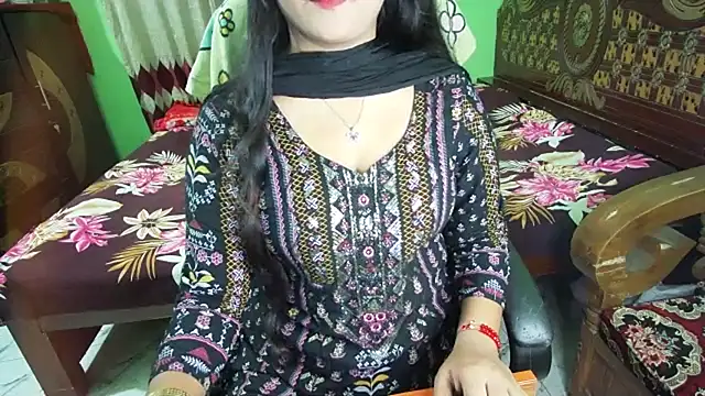 BengaliQueenStar live cam preview