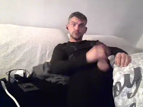 Cambitchboy live cam preview
